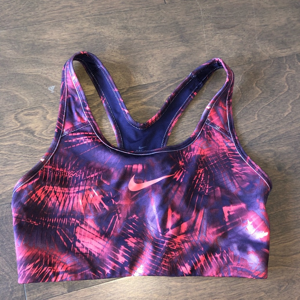 nike sports bra